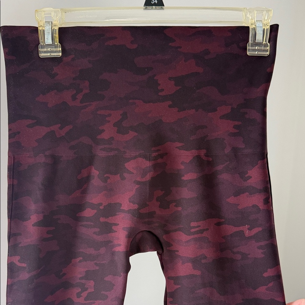 Camo Print Leggings in Burgundy and Black